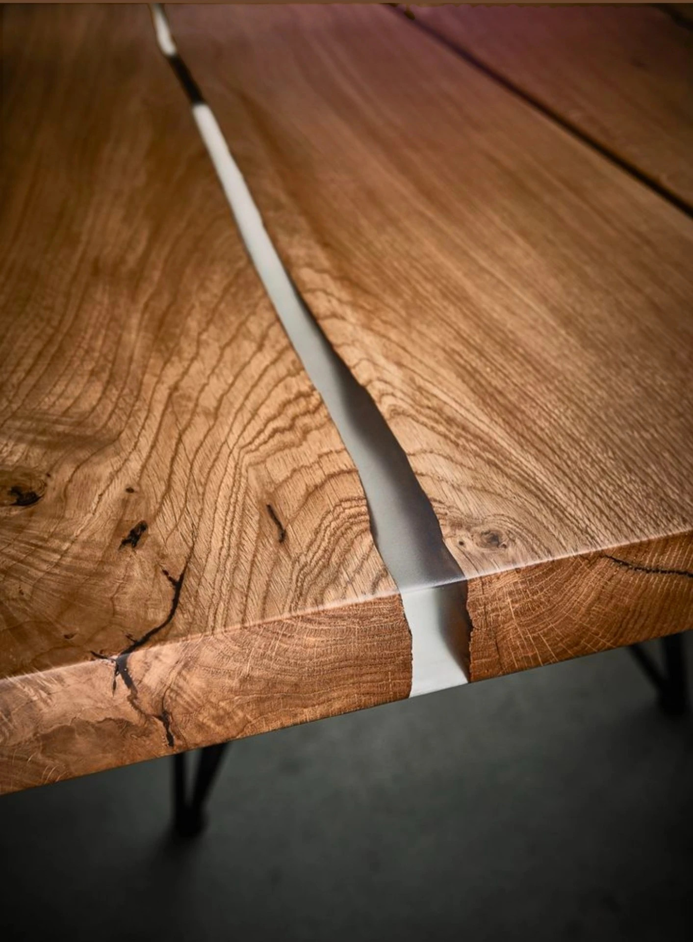 Epoxy Resin Dining Tables